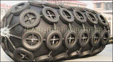 pneumatic rubber fenders