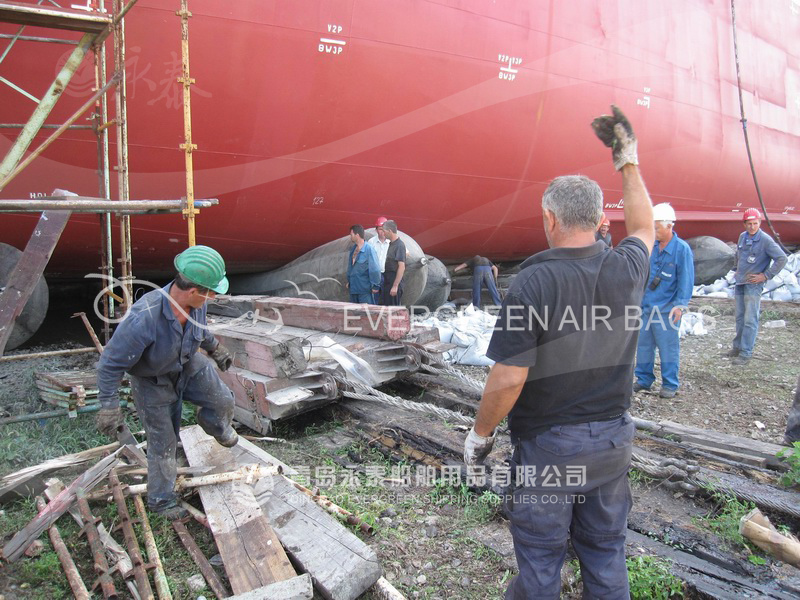 ship launching marine airbags