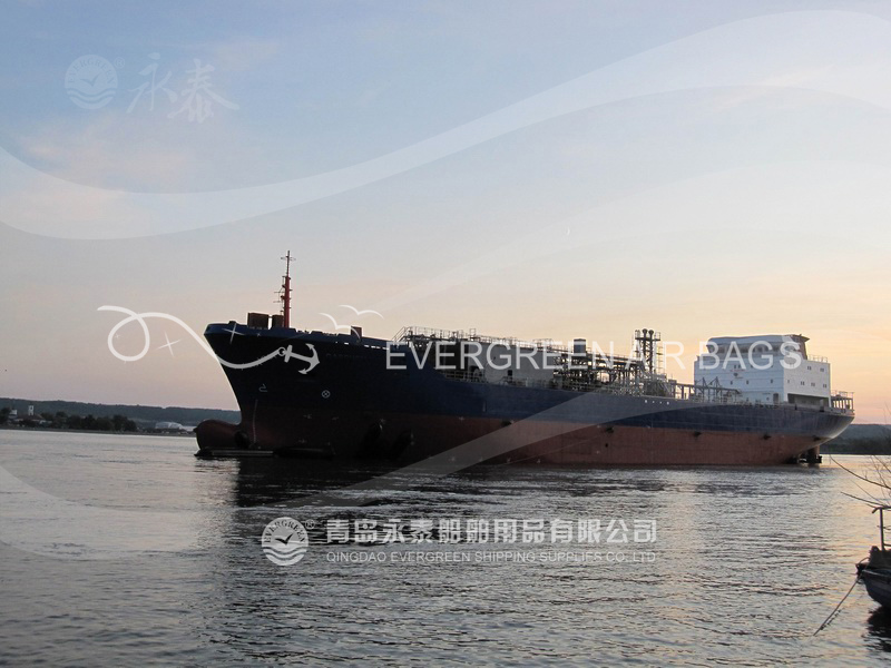 ship launching marine airbags